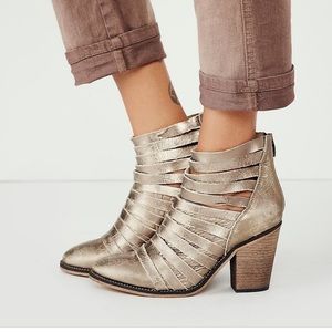 FREE PEOPLE Hybrid Strappy Ankle Booties sz 8